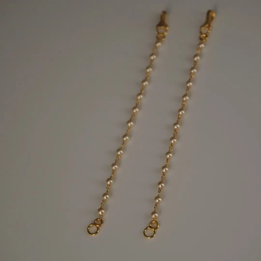 Pearl Small Earchains (Mateelu) Ch017