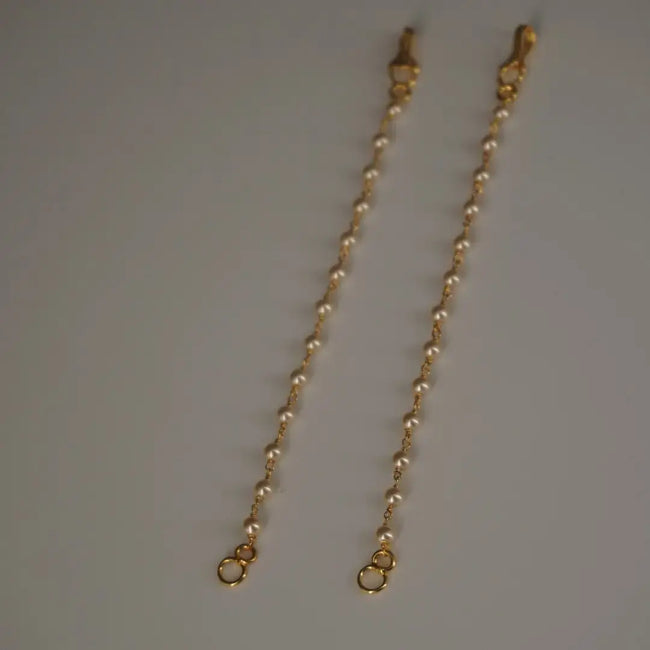 Pearl Small Earchains (Mateelu) Ch017