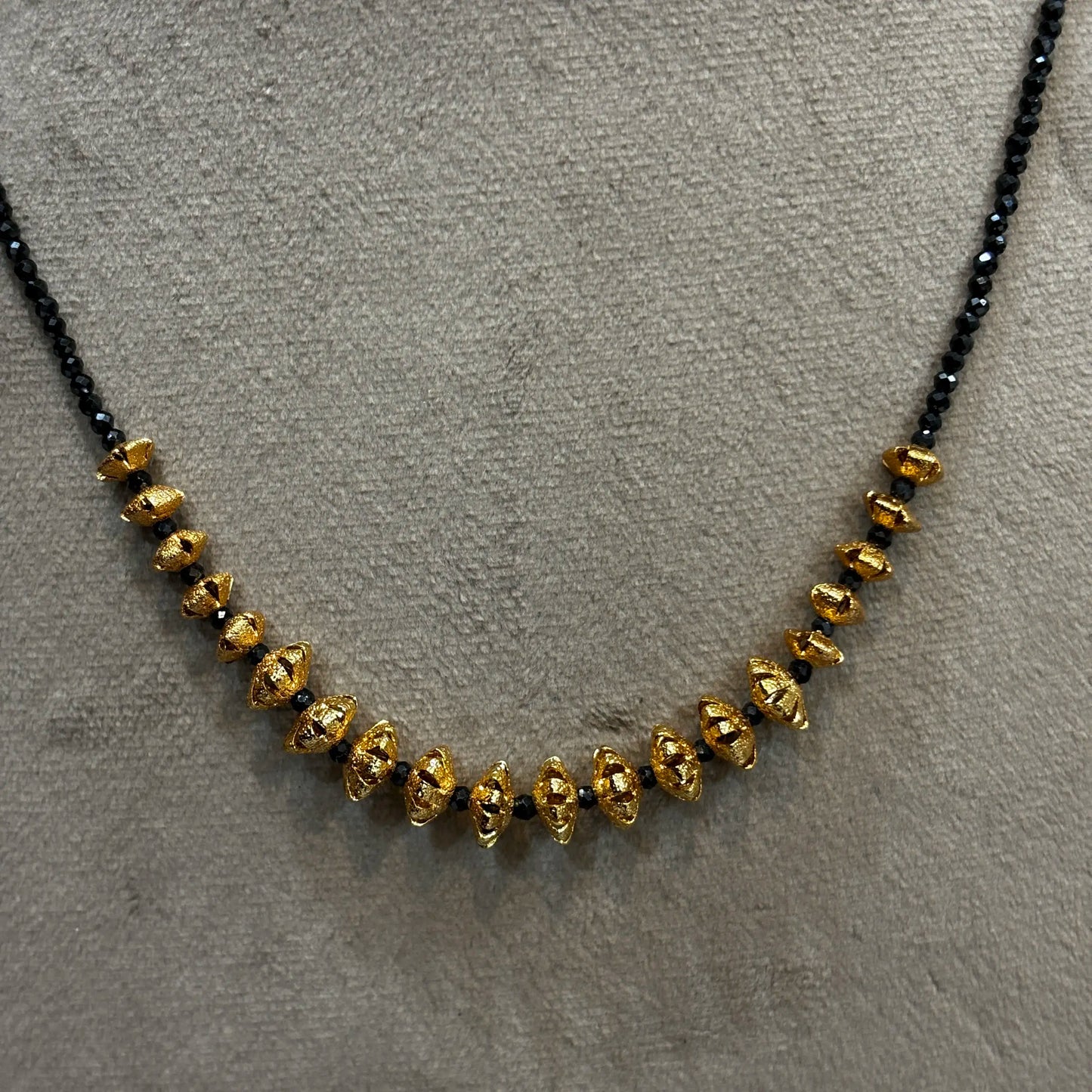 MAGALSUTRA DESIGN CHAIN HK0208