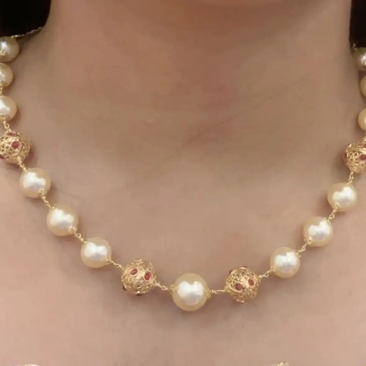 Hk0248 - 10mm Pearl & DD Ball Elegent Necklace