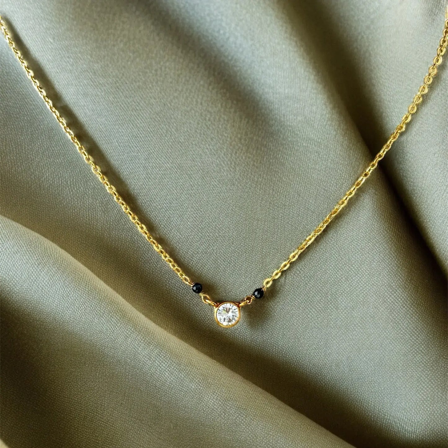 Hk0260 - Black Beads Minimilist CZ Drop