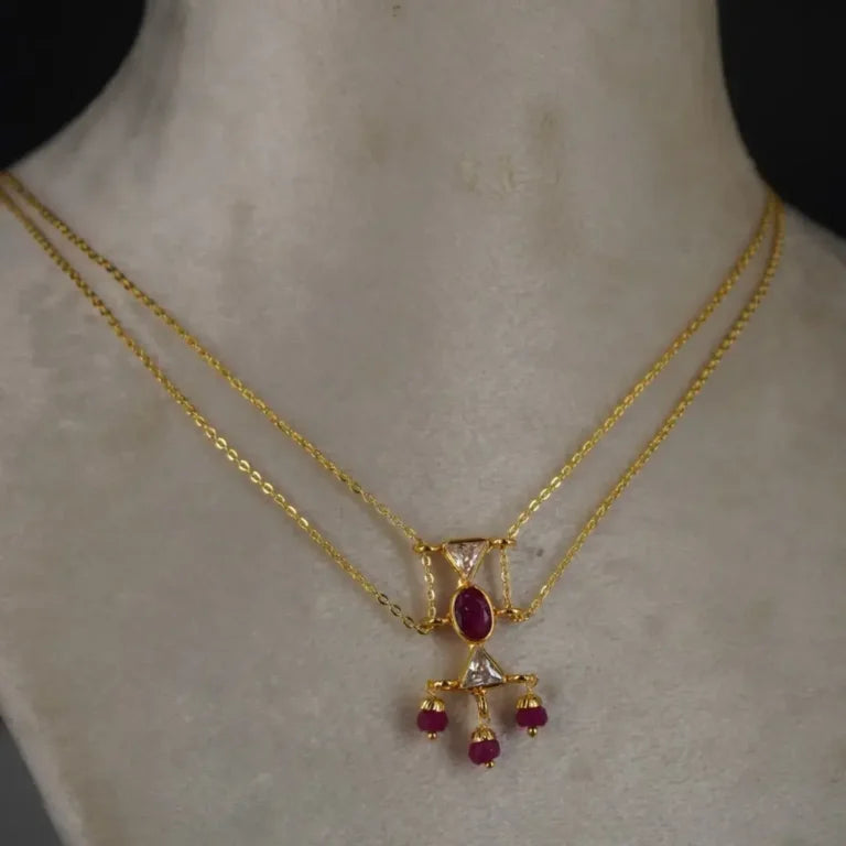 Plain 2 line Chain Centerd With Polki Pink CZ Locket Hk0361