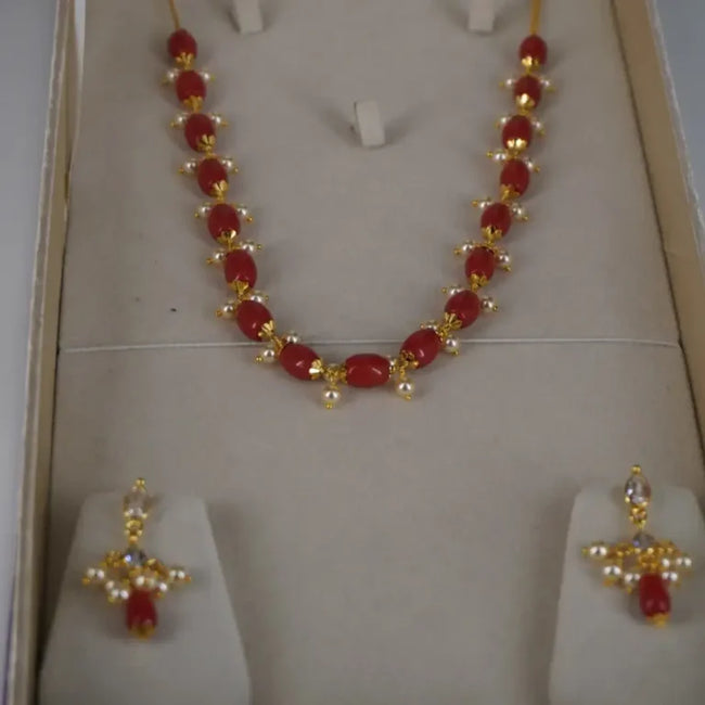 Pearl & Coral Necklace with Earrings Hk0364
