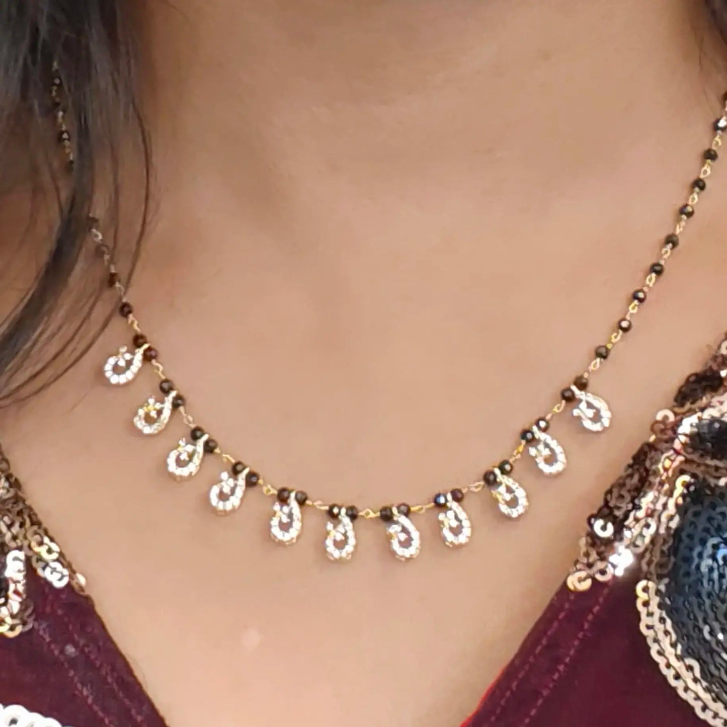 Vine Mangalsutra Chain with Balck Diamonds HK0405 Diamond