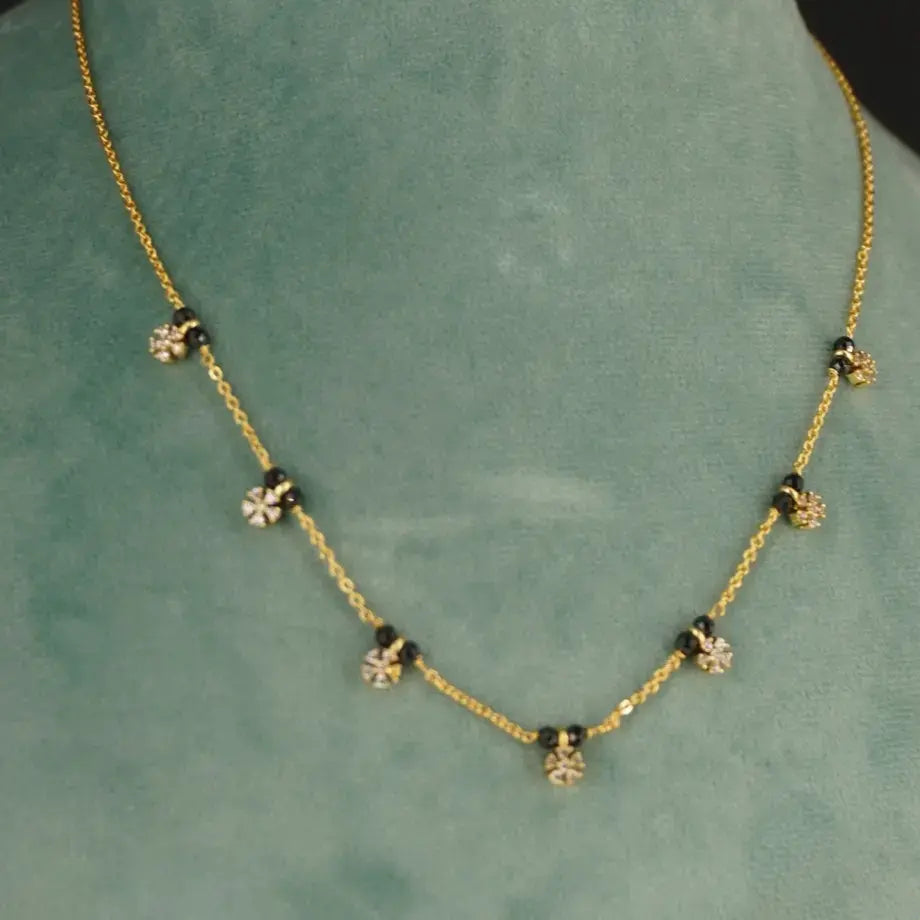 7 Star Black Beads Chain Hk0407