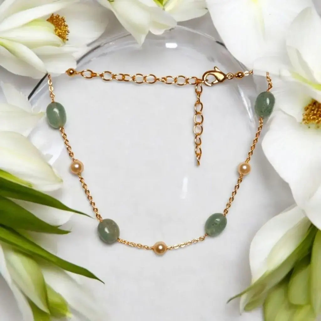 Elegant Bracelet with Green Aventurine & Pearl Beads – BT002