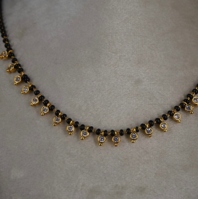 Hk0452 small drop black beads