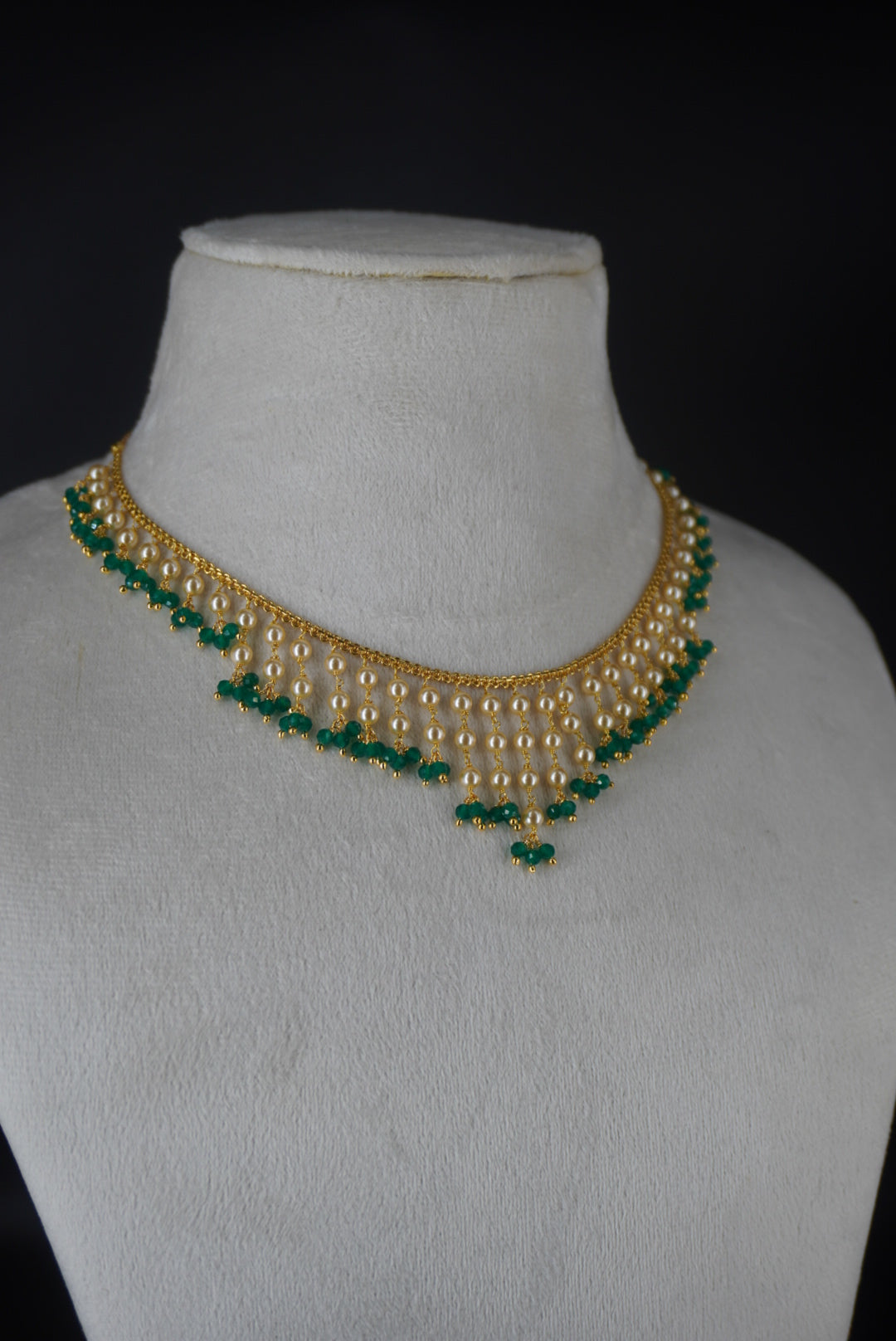 #HK0488 green manulu with Swarovski pearl necklace