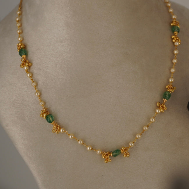 Hk0321 pearl and strawberry beads chain