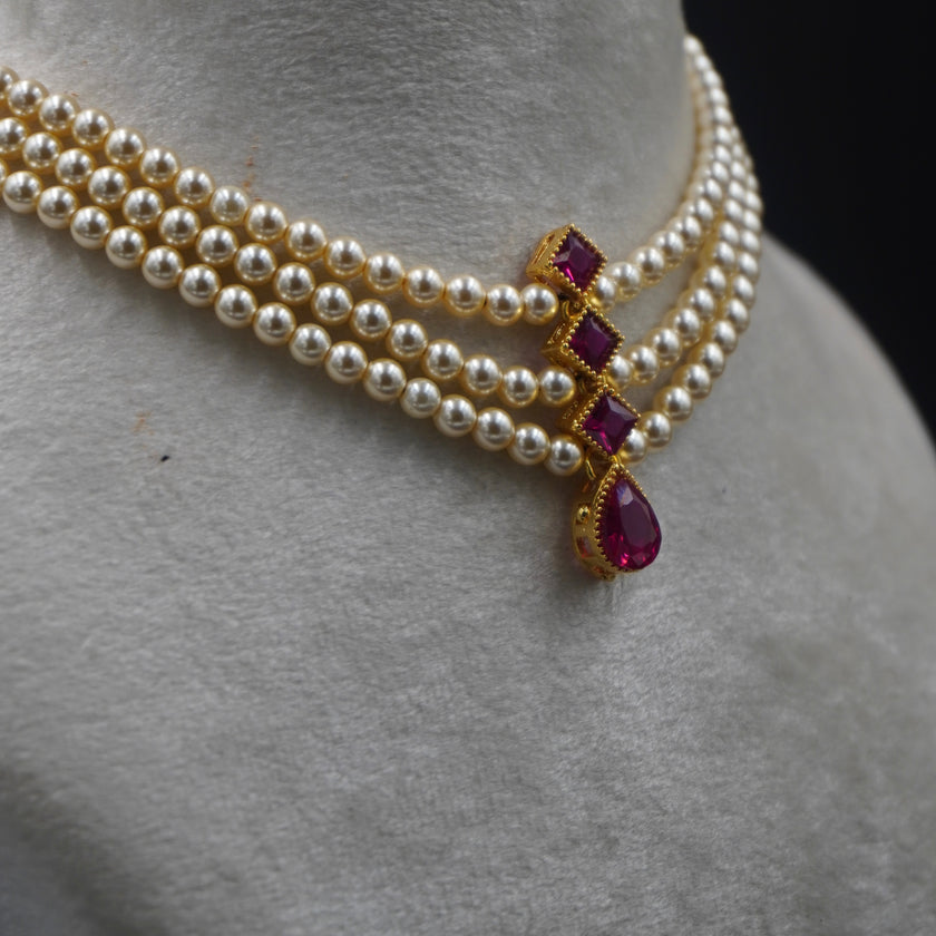 HK0333 swaroski pearl chocker