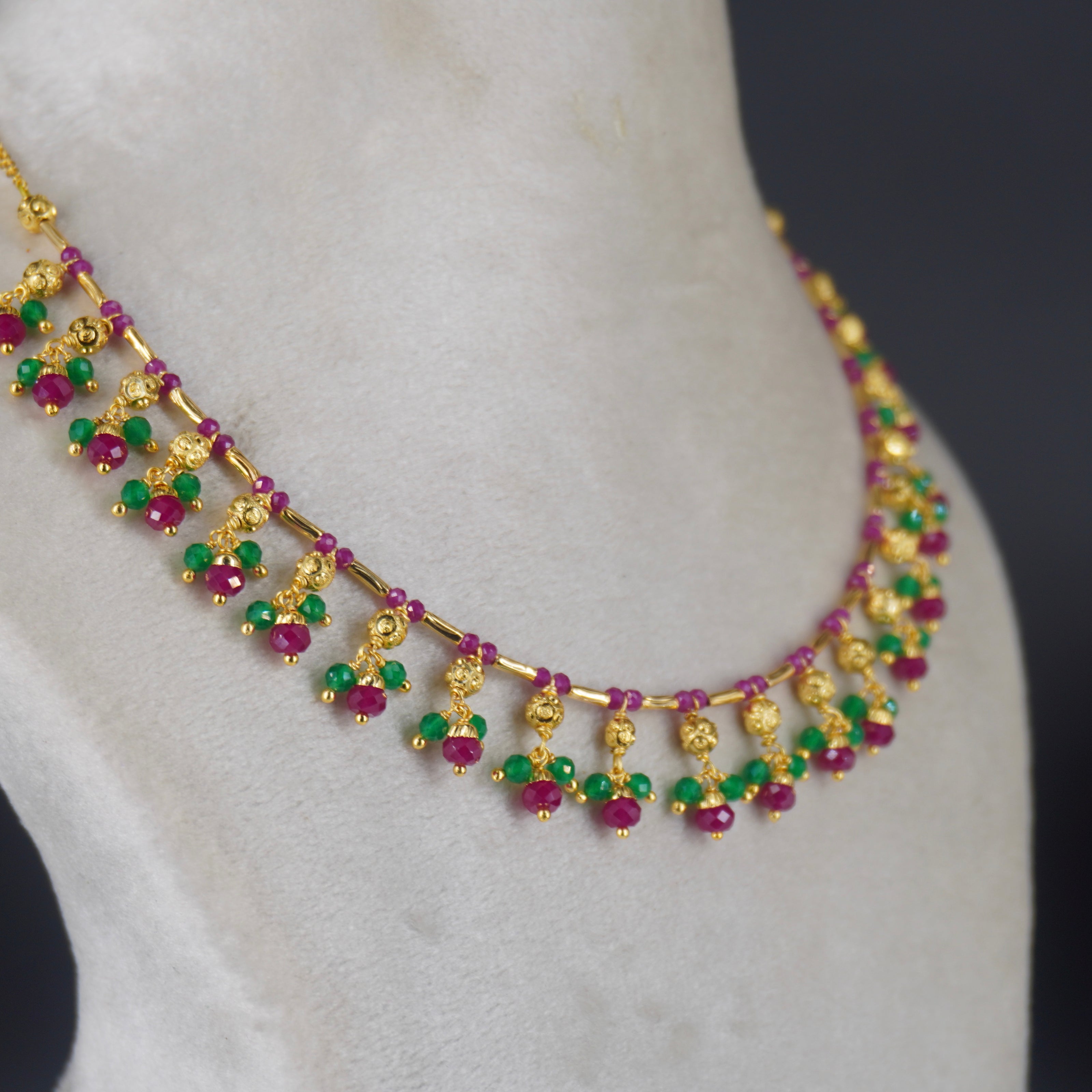 Hk0375 Chetan ruby ans emarald necklace