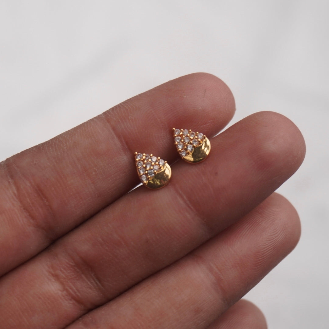 SLV015 Cute Earrings in 92.5 silver