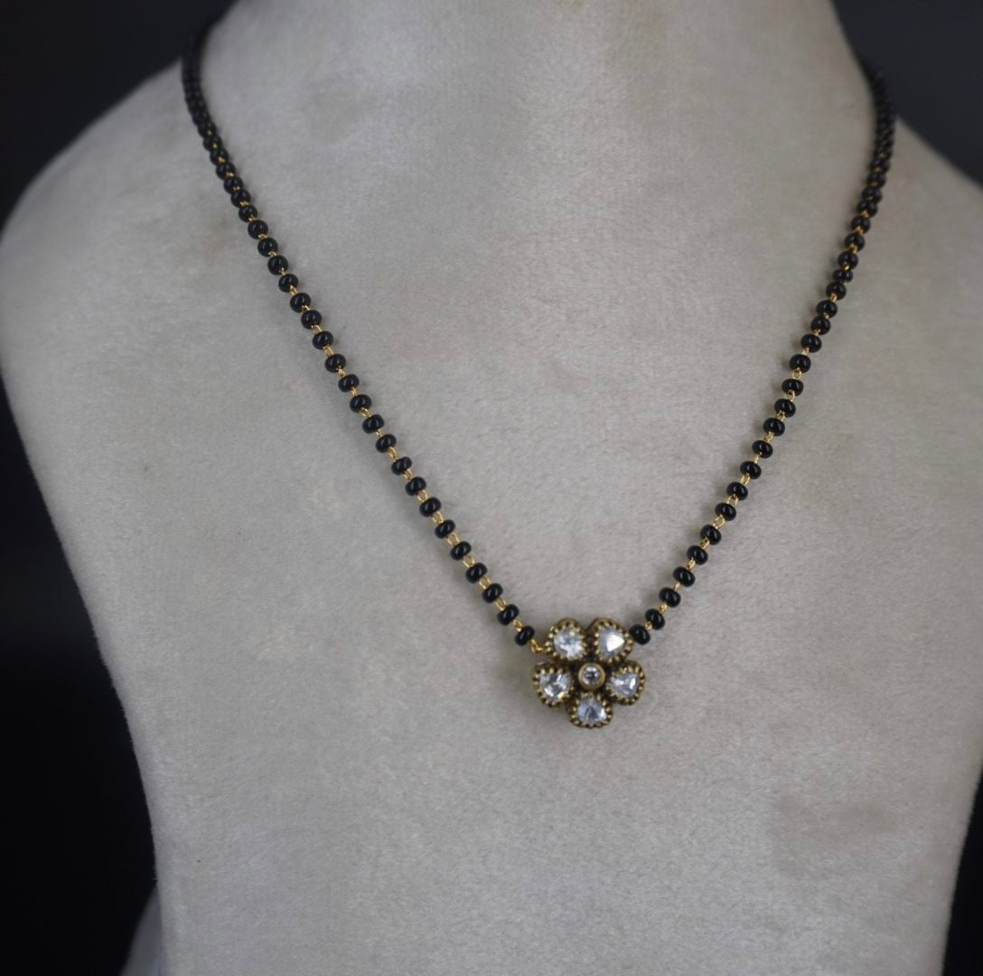 Hk0439 mosonite black beads