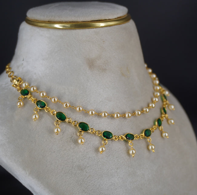 HK0340 Emarald and Swarovski pearl necklace