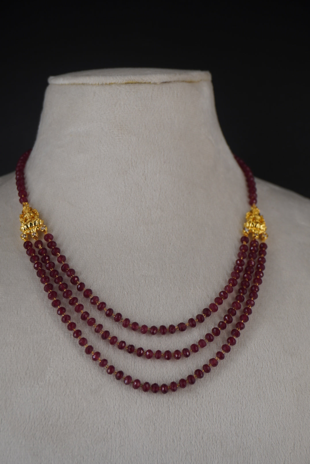 HK0487 MEROON BEADS And God Lakshmi