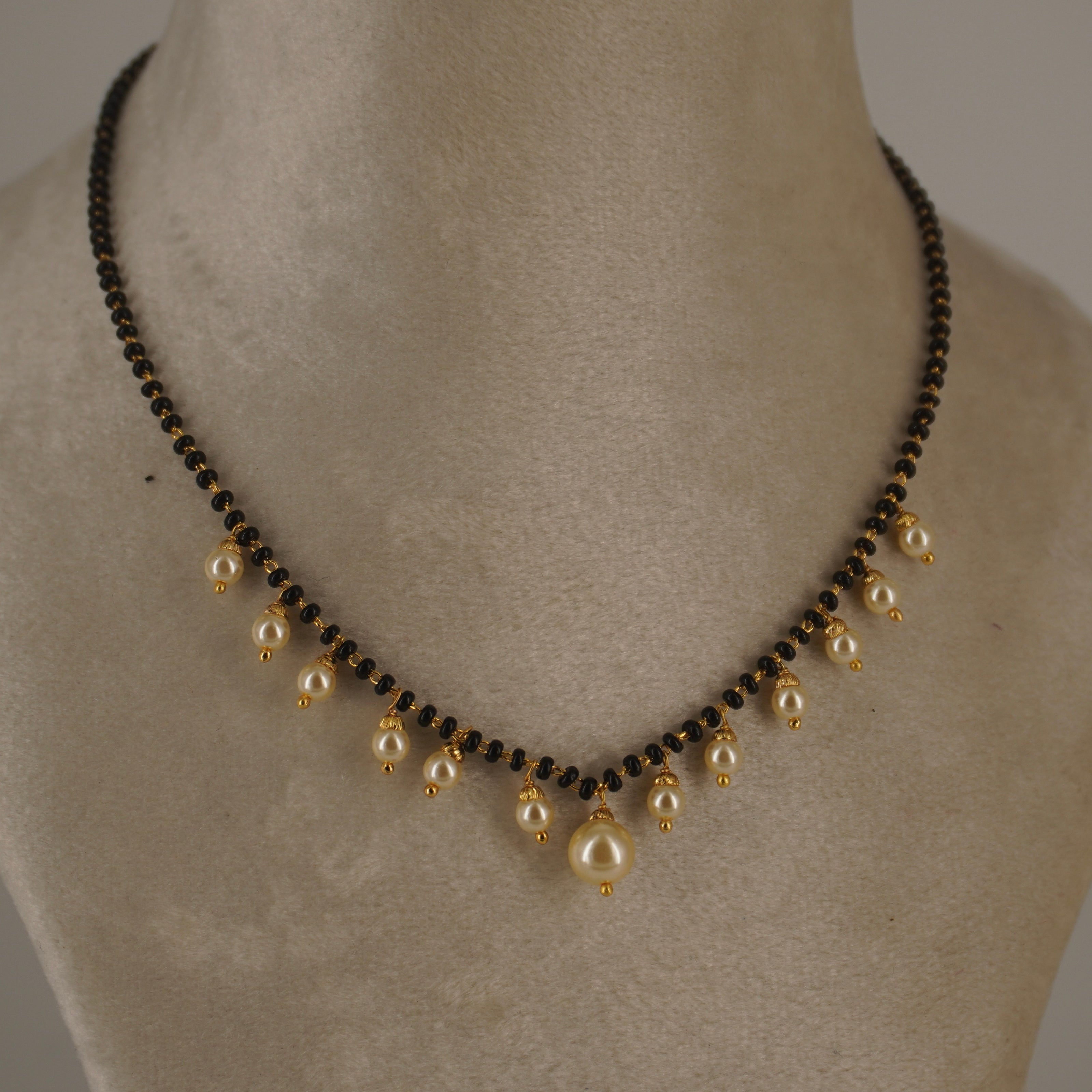 HK0091 Swarovski pearl black beads