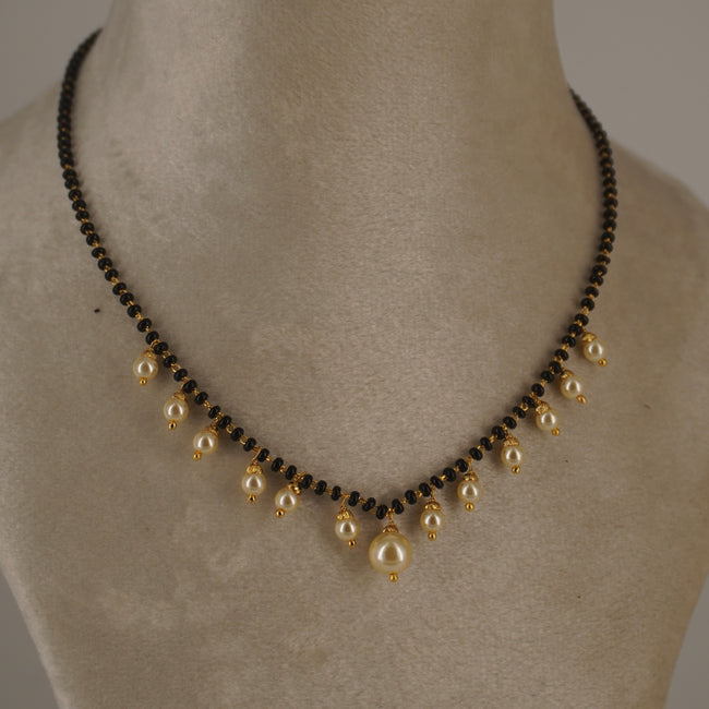 HK0091 Swarovski pearl black beads