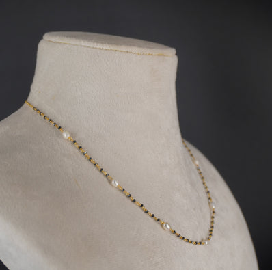 HK0411 Everyday Pearl Beads Chain Elegance