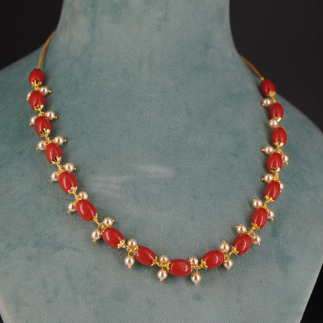 Hk0364 Pearl & Coral Necklace with Earrings