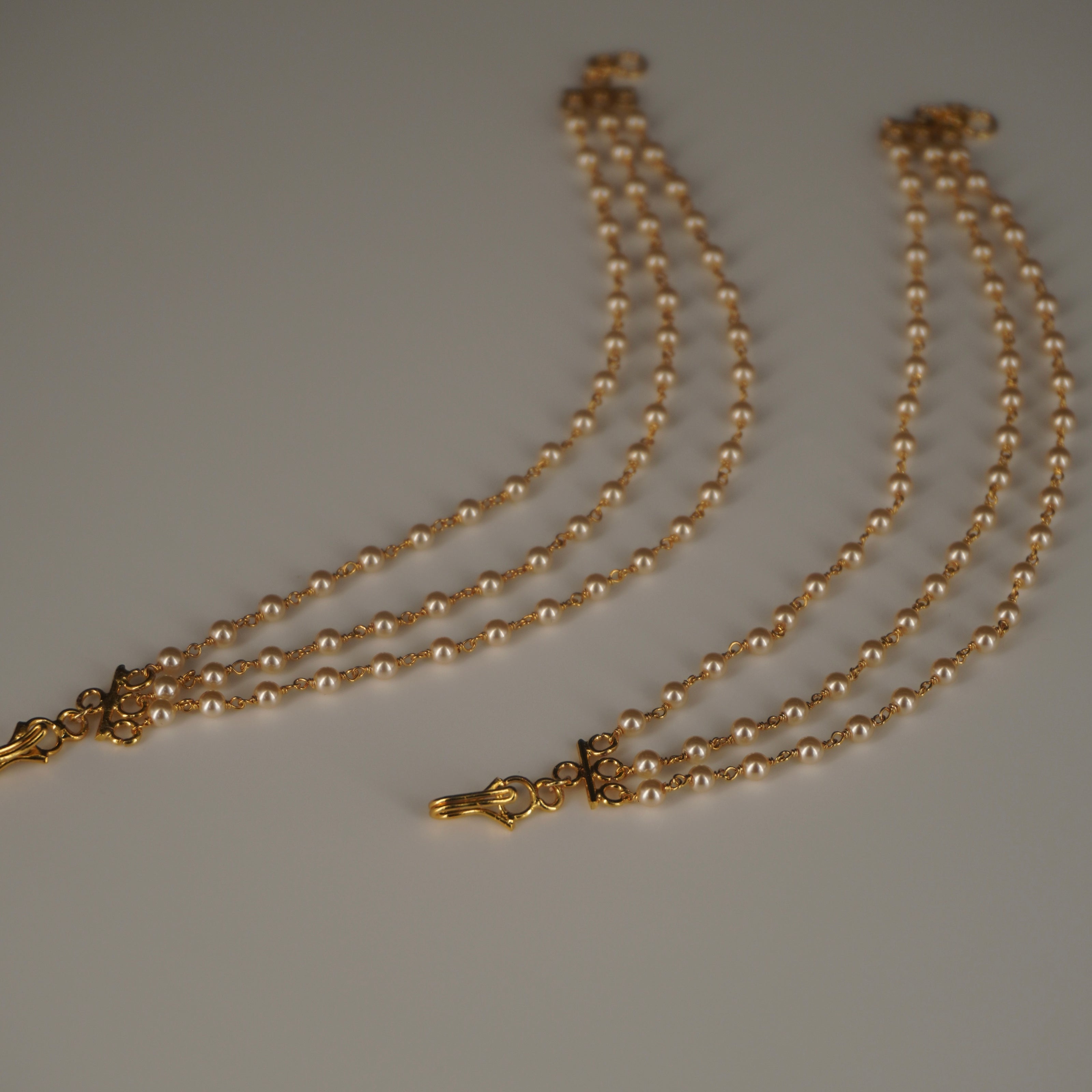 Ch015 3 Steps Ear Chains