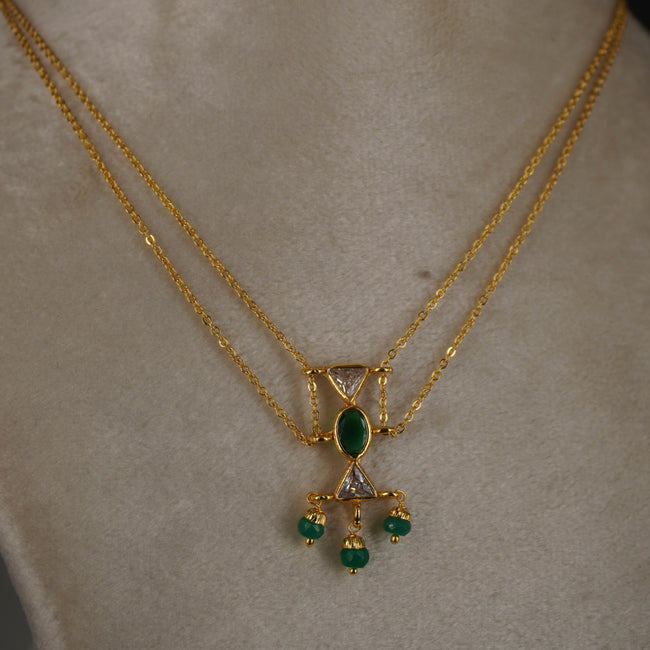 Hk0361. Simple 2 lines chain with cute pendant