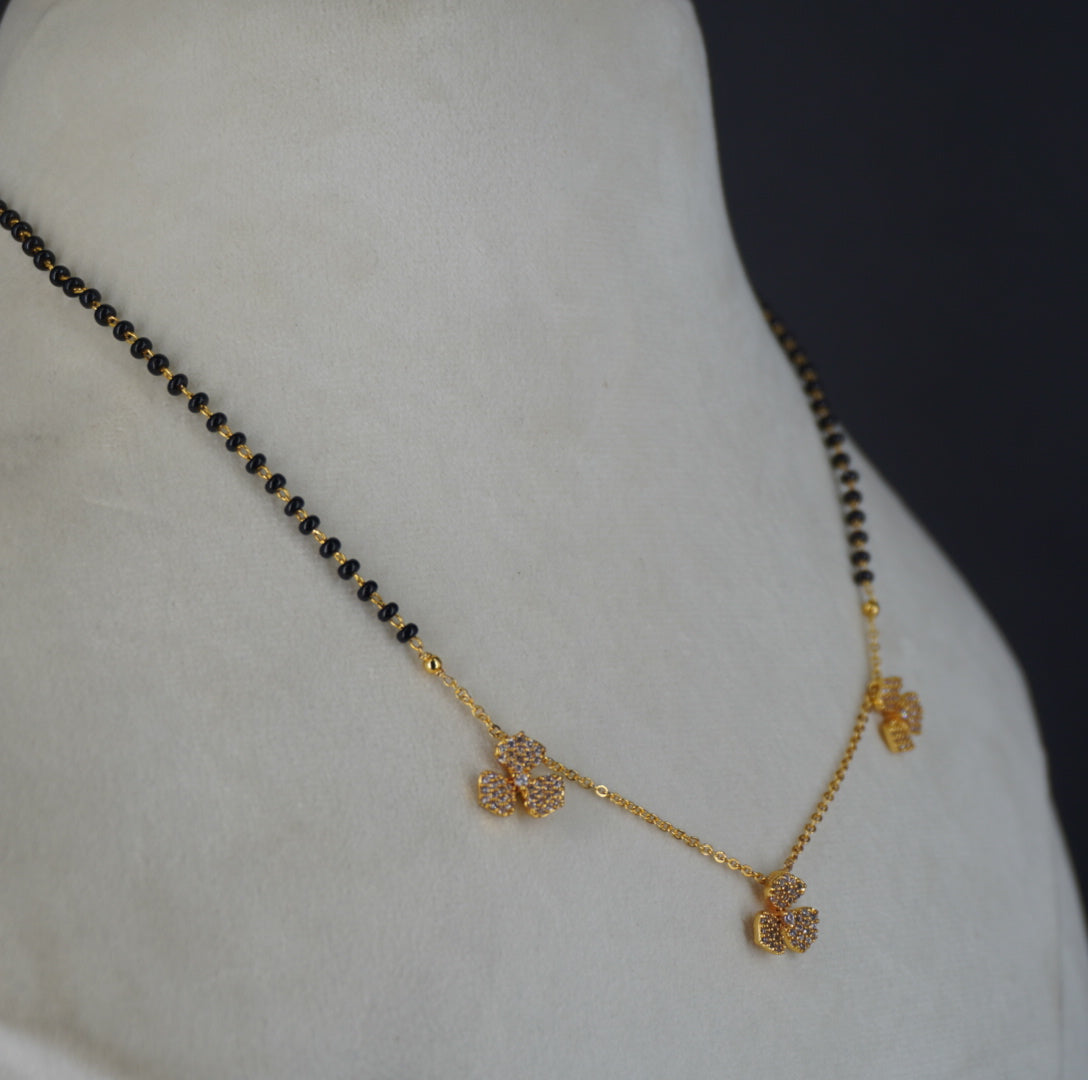 HK0529 SWARNA PUSHPAM BLACK BEADS