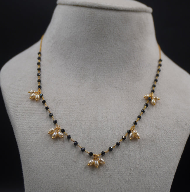 HK0502   Black diamond shine beads and rice pearls