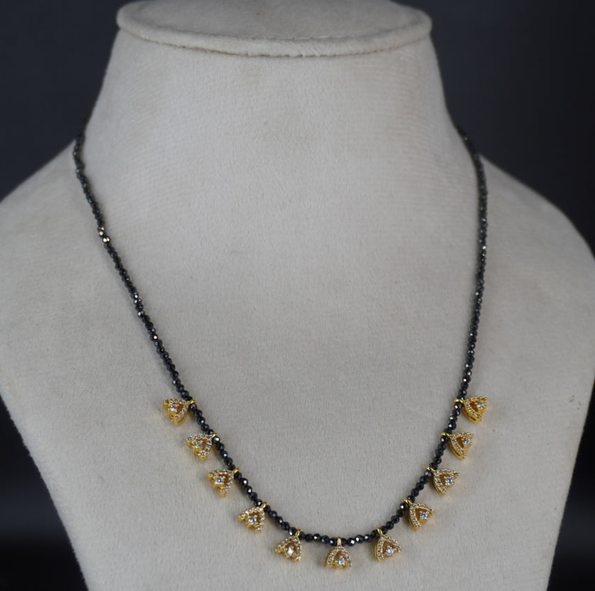Hk0416 Tri Drop Black Beads Necklace