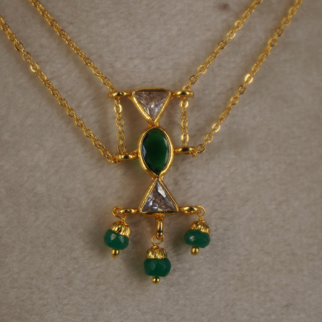 Hk0361. Simple 2 lines chain with cute pendant