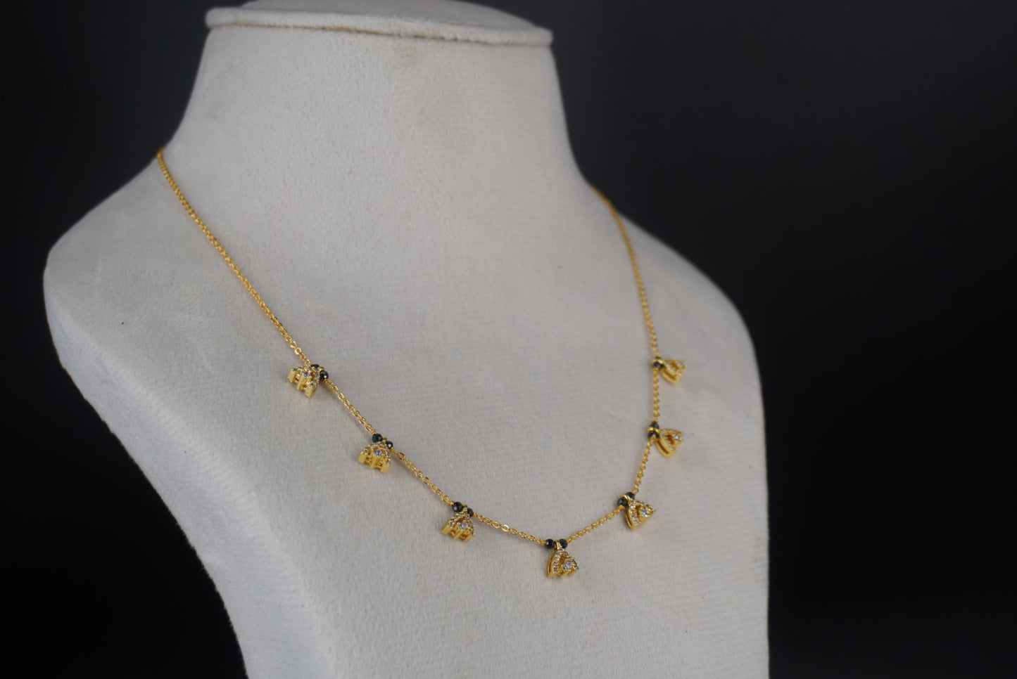 #HK0485 CUTE BLACK BEADS