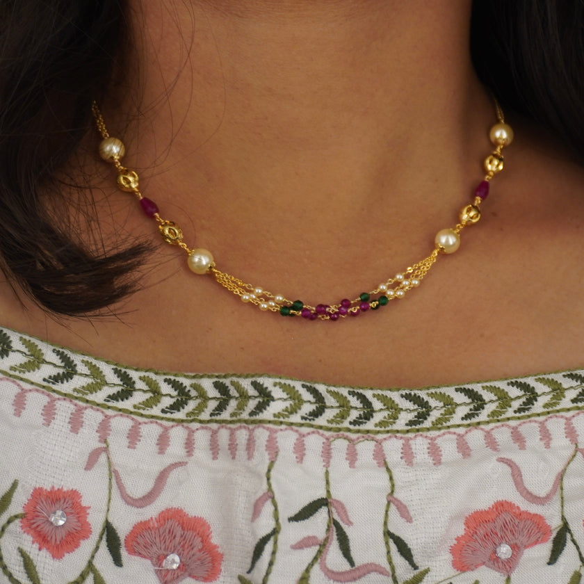 HK0106 Simple Ruby and pearl chain