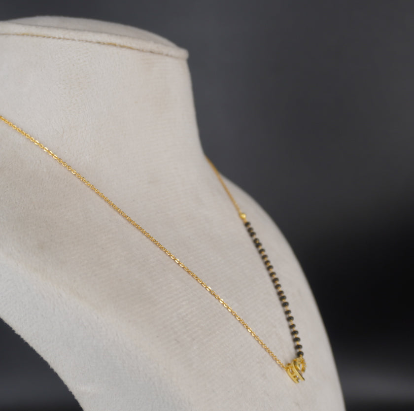 HK0406 EveryDay HeartBeat Black Beads chain