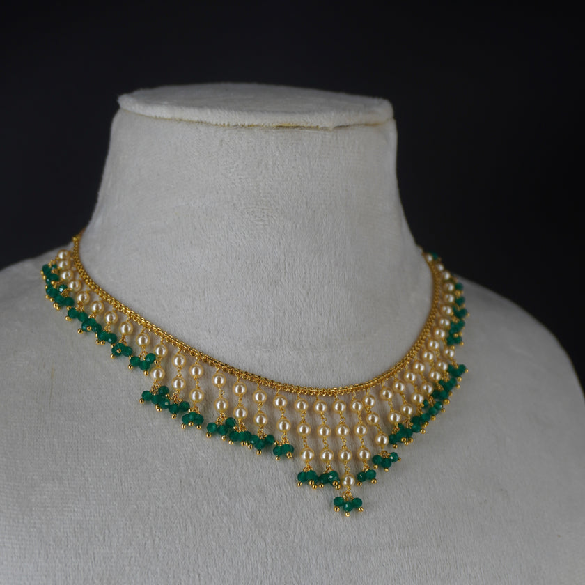 HK0488 green manulu with Swarovski pearl necklace