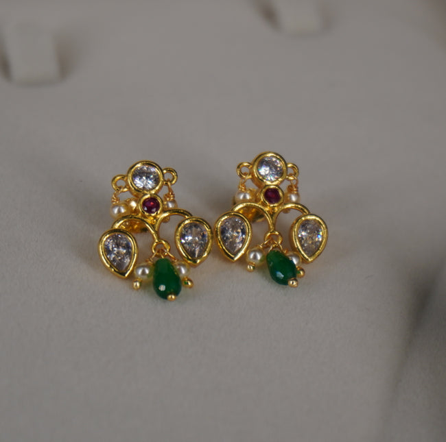 Hk0480 green earrings