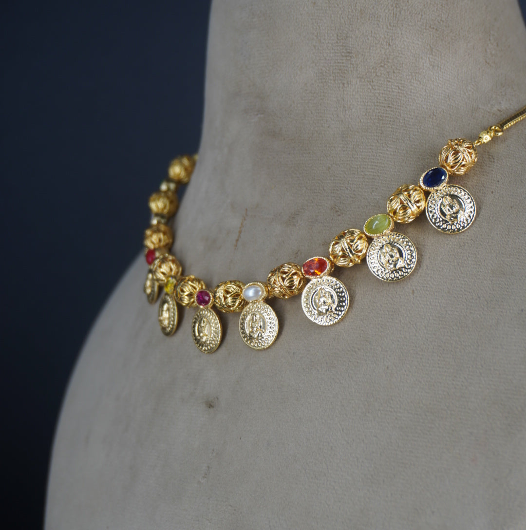 HK0481 Navaratna necklace in Lakshmi kasu