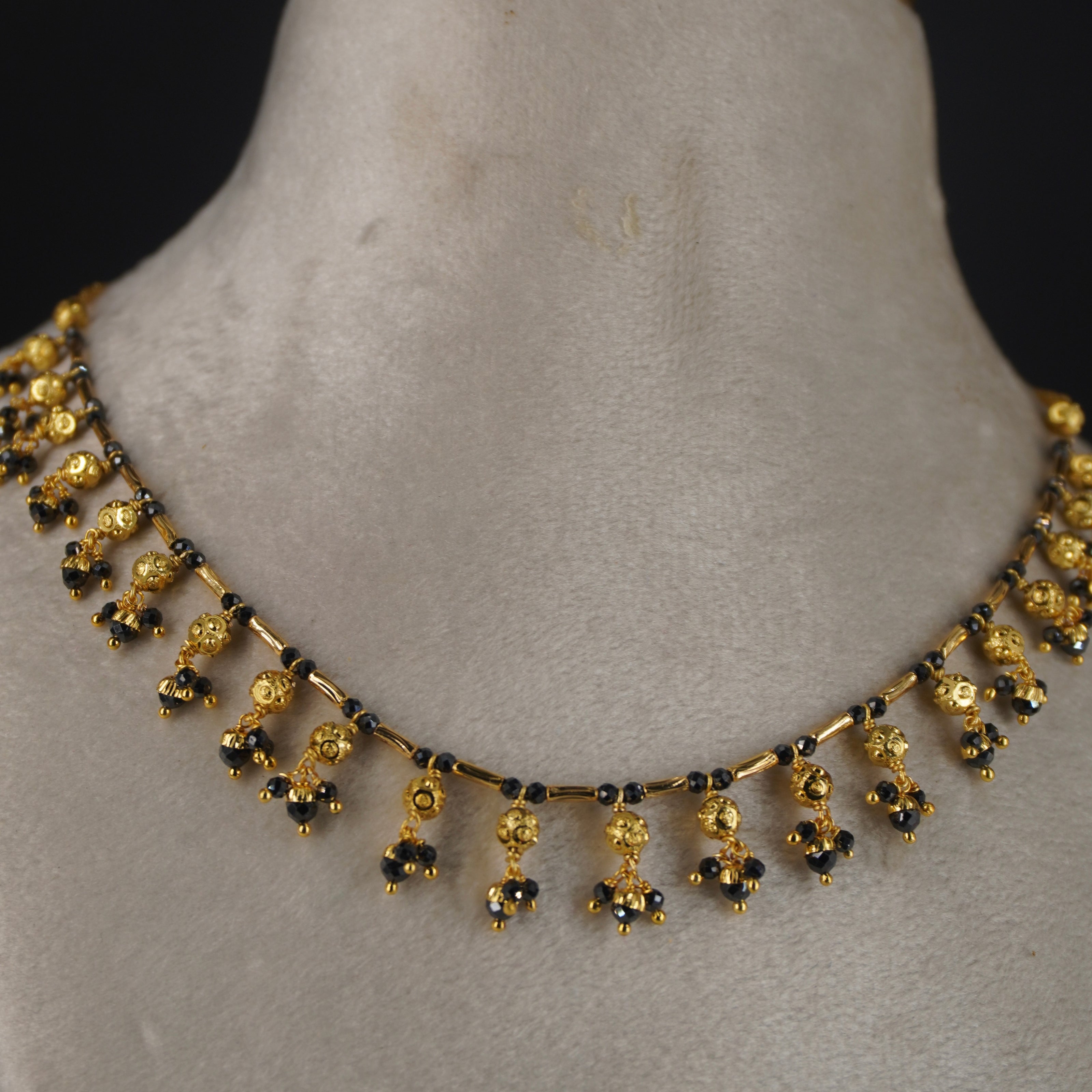HK0378 Black Diamond shine necklace