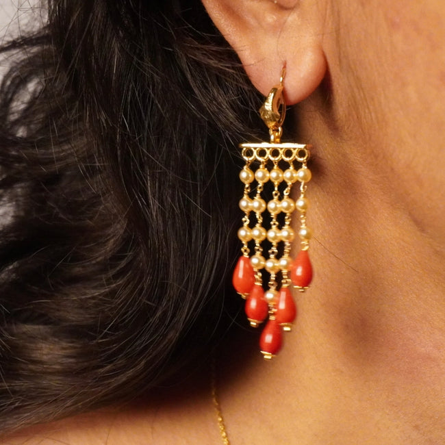 ER031 coral drop earrings