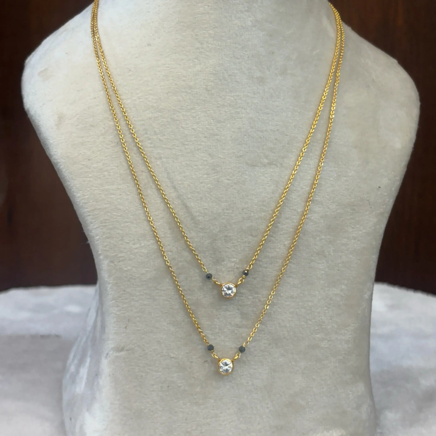 HK0268 – Handcrafted Black Bead Mangalsutra with Contemporary Pendant